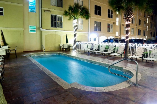 Desoto Beach Hotel image 8